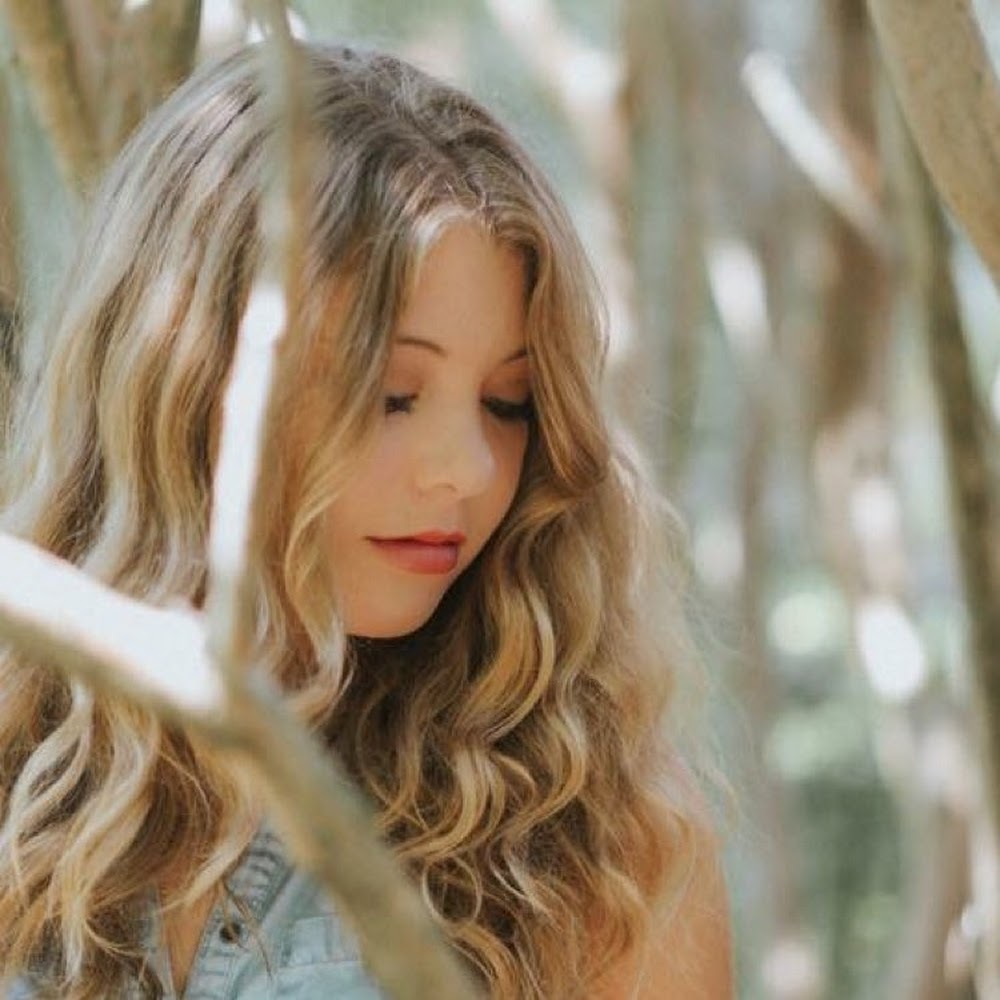 Meet your Posher, Ellen